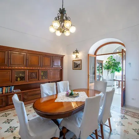 Talamo Apartment *