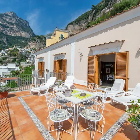 Talamo Apartment
